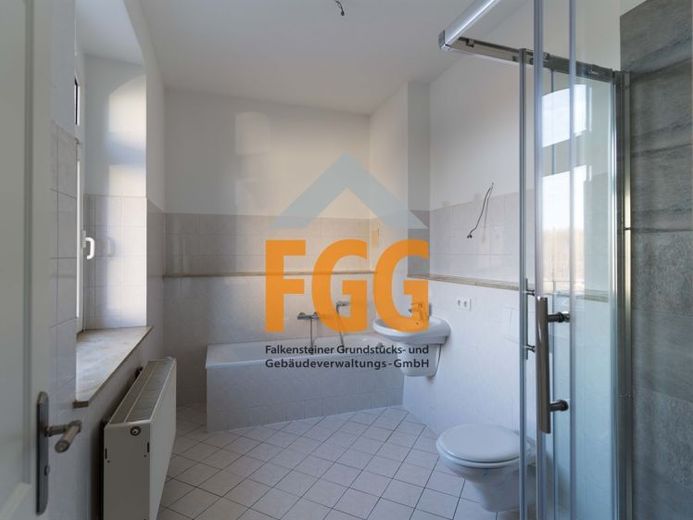 Luminoso e spazioso appartamento di 3 locali con cucina componibile – Foto 1