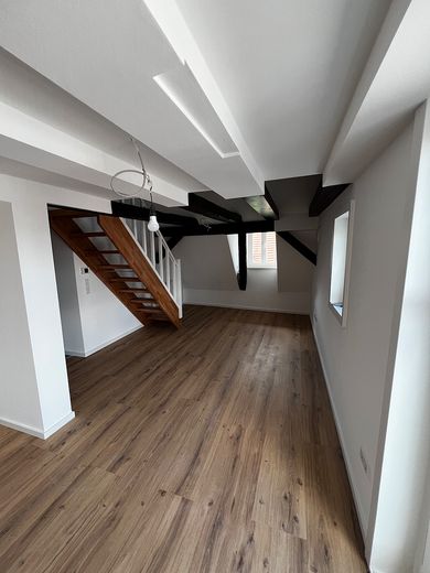 Affascinante appartamento di 2 locali in edificio storico tutelato – 75 m², disponibile da subito – Foto 3