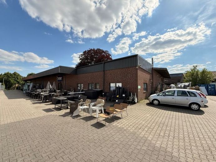 Gewerbehalle mit großem Grundstück in Nettetal – langfristig vermietet an Markenfilialist – Foto 1