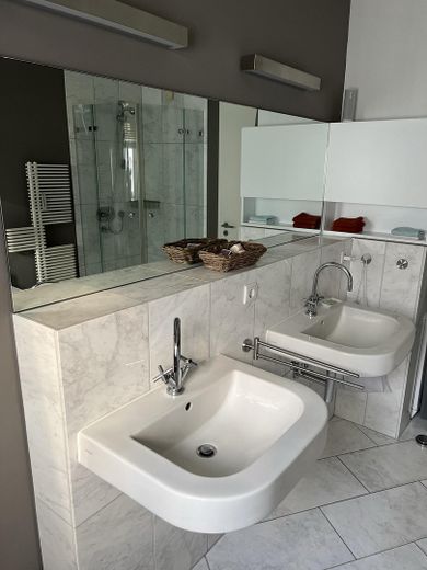 Wysokiej klasy penthouse z dużym tarasem na dachu w Hamburgu-Eppendorf – Zdjęcie 28