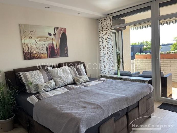 Sehr schöne 3 Zi.-Whg., möbliert. Mit Balkon. – 6964d15c34a246ab2a0a0f37b923796ac5456272.jpg