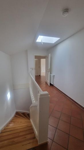 Sehr schöne, ruhige Wohnung in Top-Lage – Flur (1)