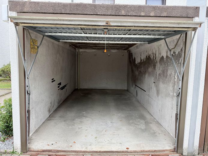 Ruhige Erdgeschosswohnung mit Terrasse & Garage - zentrumsnah – Garage