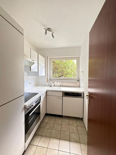 Friendly 2-room apartment in an excellent location with garden – Küche