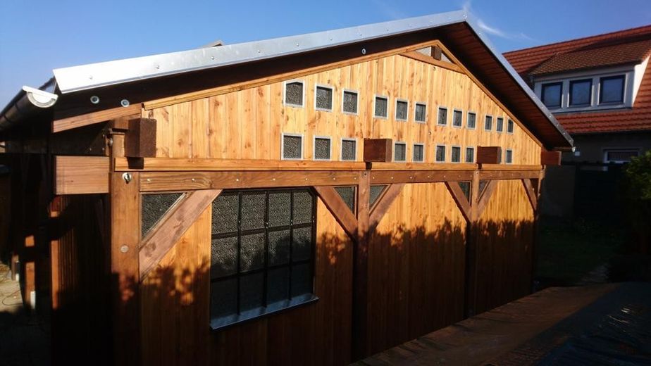 WASSERGRUNDSTÜCK - BOOTFAHREN BIS ZUR OSTSEE – Carport-Giebelseite