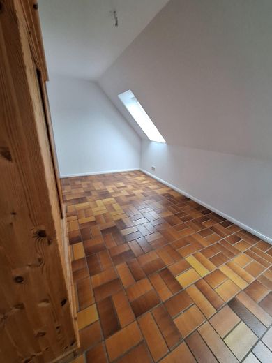 Incantevole appartamento di 2 locali vicino all'UNI / FH con balcone – Schlafzimmer