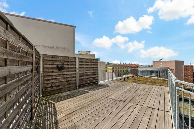 Citywohnung mit Terrasse – Terrasse