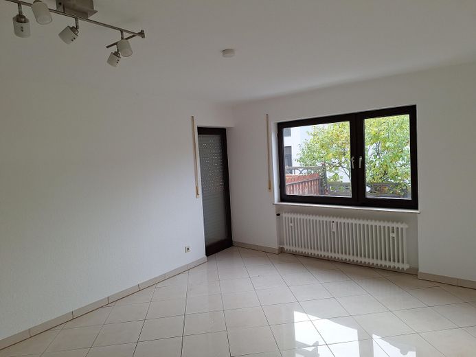 Wohnzimmer mit Terassentür