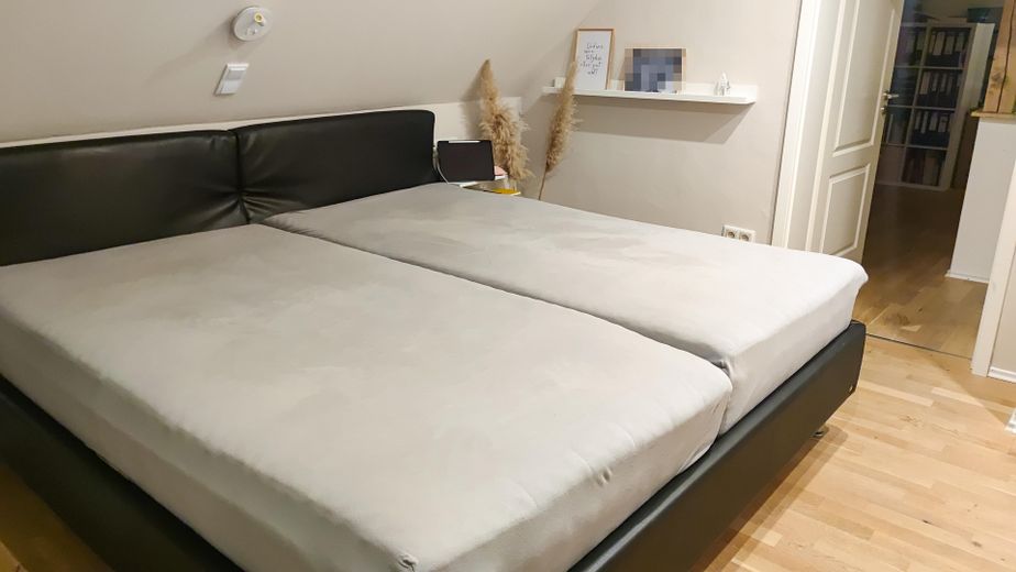 OHNE MAKLER! Freistehendes EFH auf 1.416 m² – seltenes Grundstück in zentraler Lage von Hennef – Schlafzimmer