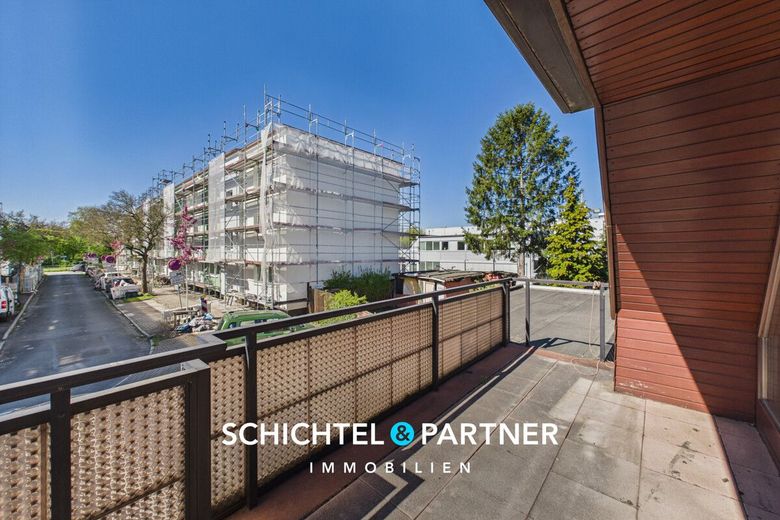 Woltmershausen | Familienhaus mit Carport &amp; großem Südwest-Garten – S&amp;P | Balkon