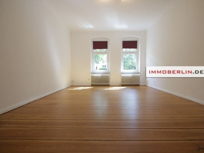 IMMOBERLIN.DE - Adrett & lichtdurchflutet! Schöne Altbauwohnung in harmonischer Lage – Foto 1