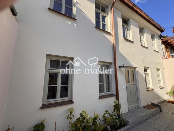 Appartamento duplex trilocale completamente ristrutturato (adatto a una casa condivisa) a Erlangen, vicino a Bohlenplatz – Foto 1