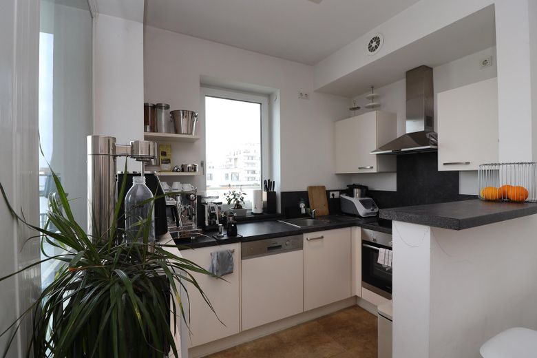 Lichtdurchflutete Wohnung mit Dachterrasse im Candis Quartier – Foto 9