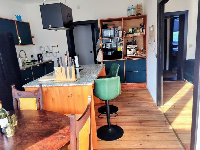 Frisch komplett renovierte Wohnung, voll ausgestattet mit hochwertigen Maßmöbeln -Provisionfrei – Foto 8
