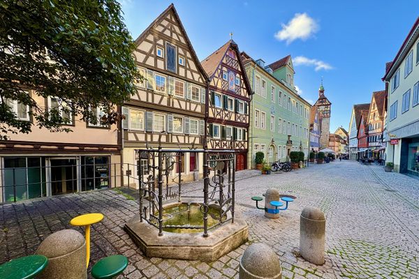Schwäbisch Hall şehir merkezinde çekici konut ve ticari bina