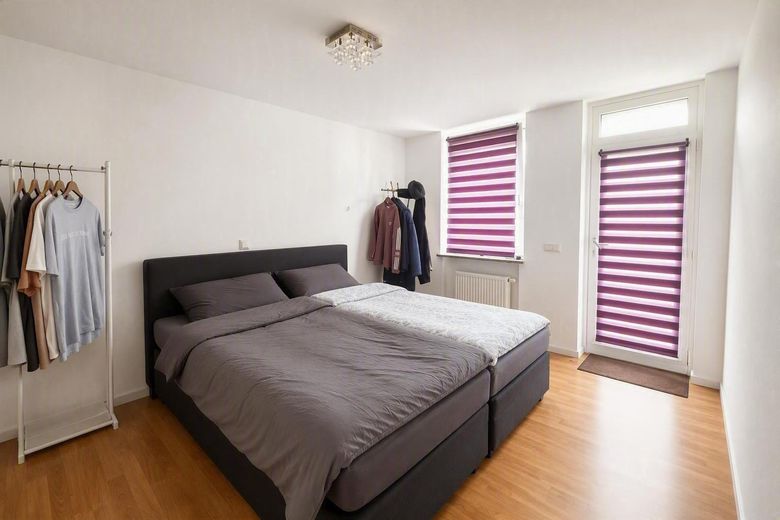 Lichtdurchflutete 107m 4-Zimmerwohnung – Schlafzimmer 1