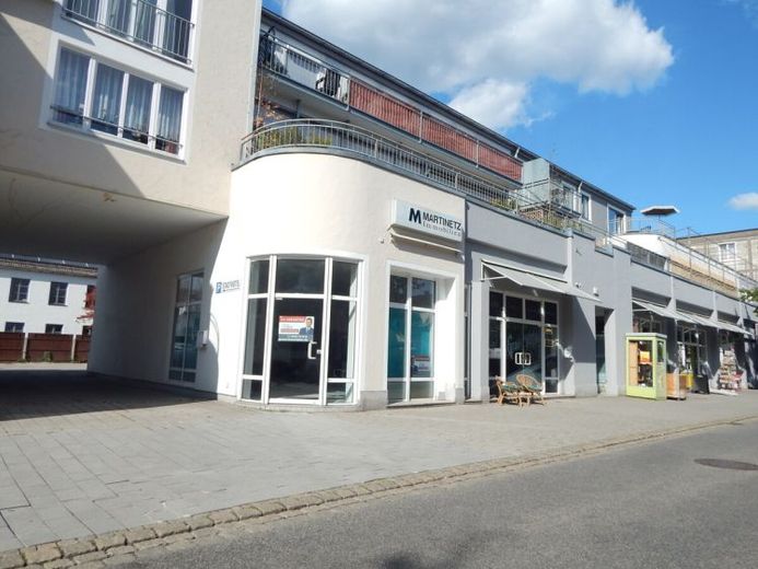 Kleine Gewerbeeinheit in zentraler Ecklage von Freilassing – vielseitig nutzbar und sofort verfügbar – Foto 1