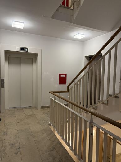 Treppenhaus Aufzug