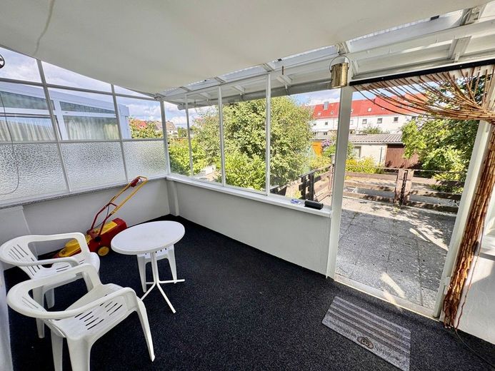 HORN IMMOBILIEN ++ Neubrandenburg Vogelviertel, Haus mit Grundstück, Terrasse und 3 Garagen – d0abe4ac-d07e-4e5d-bee2-a9e1bf1f8761