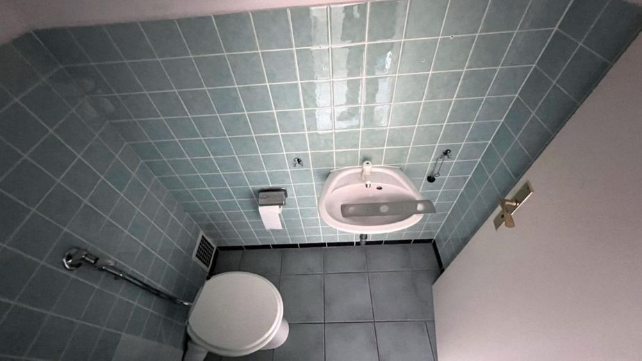 Stilvolle 4-5 Zimmer-Eigentumswohnung mit zwei Balkonen, zusätzlichem Dachgeschosszimmer, Garage und Gartenbereich – Bild 10