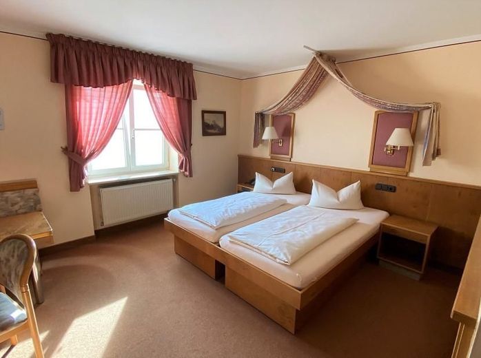 Hotel im laufenden Betrieb zu verkaufen, in herrlicher, ländlichen Lage – Bild 1