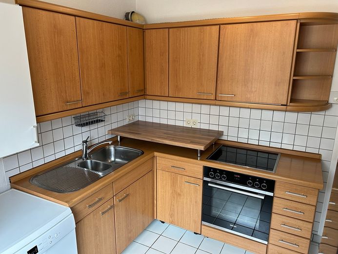 Zentral aber ruhig, Wohnung mit 3 Zimmern und großem Balkon – Foto 16