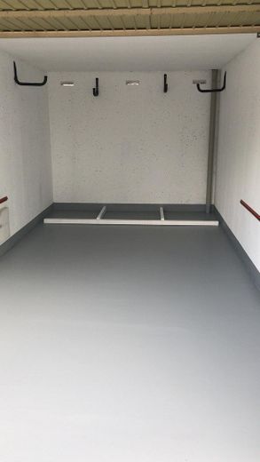 Moderne 4 Zimmer Wohnung mit neuer Einbauküche und Garage – Foto 14
