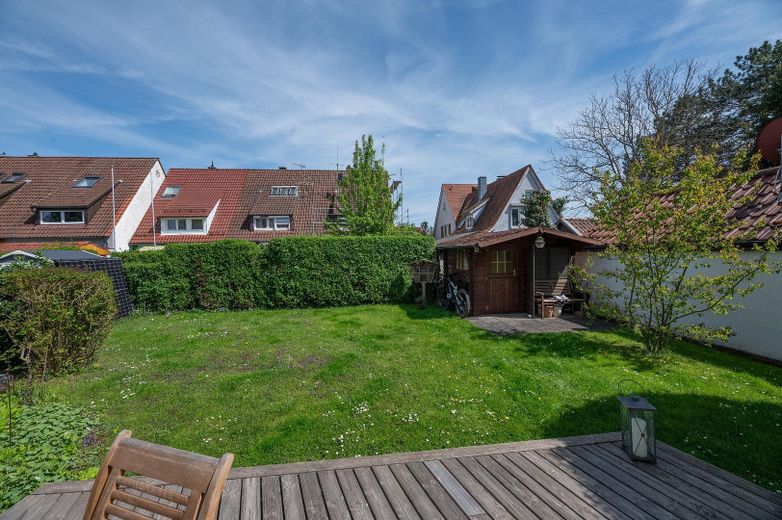 Garten Rückseite