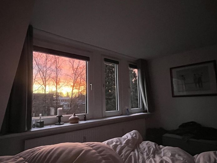 Schlafzimmer mit Sonnenaufgang