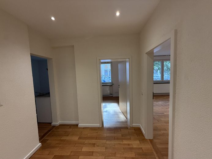4 Zimmer Wohnung Nauwieser Viertel – Flurbereich