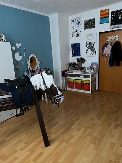 Großzügige 4-Zimmer-Wohnung | 107 m² | große Wohnküche |  Bad mit Badewanne | Hof – Foto 10