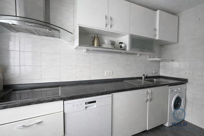 Charmante 3-Zimmer-Wohnung mit Balkon und Blick ins Grüne und Hobbyraum in Saarlouis – Küche