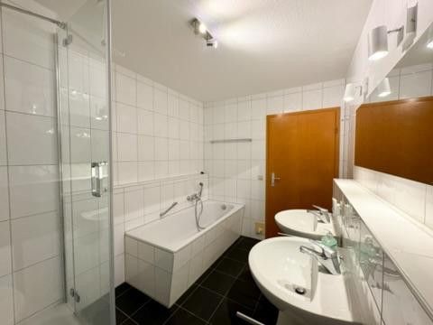 Tolles WG-Zimmer (19m^2) in Leinfelden mit Terrasse (TOP LAGE, ALLES NEU) – Foto 9
