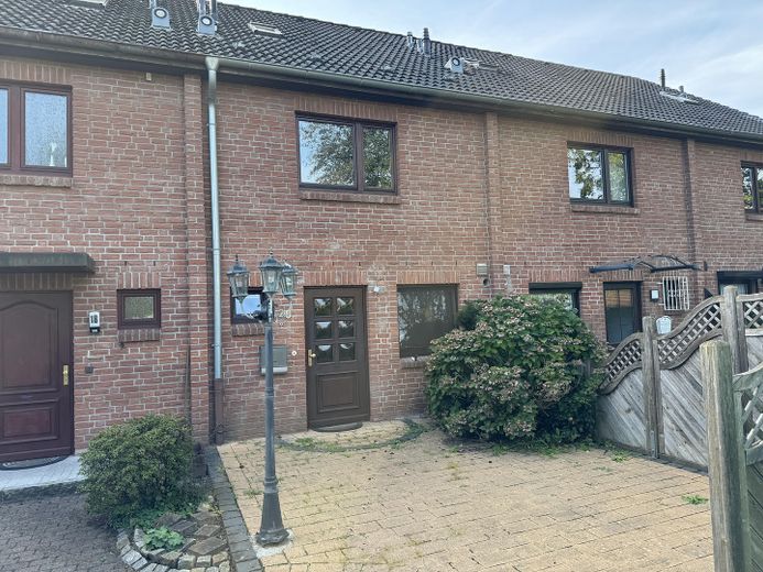 Reihenmittelhaus mit viel Potenzial und neuer Heizung – Foto 1