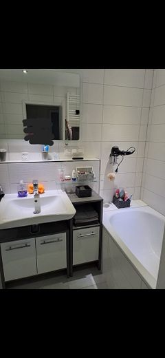 Bellissimo appartamento di proprietà di 3 locali con posto auto nel garage sotterraneo in vendita – Foto 8