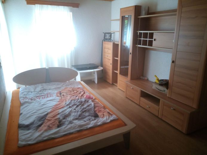 Чотирикімнатна квартира з 3 душовими та туалетами – SchlafzimmerKinderzimmer 1