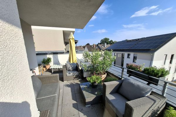 Nieuw penthouse met groot dakterras - 90m², 2 parkeerplaatsen in de ondergrondse garage, bouwjaar 2020