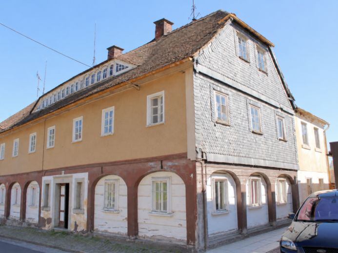 Seifhennersdorf - Wohnhaus mit Ausbaupotenzial – Foto 1
