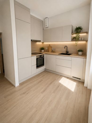 Erstbezug nach Renovierung! 3-Zimmerwohnung in top Lage! – Küche KI-generiert