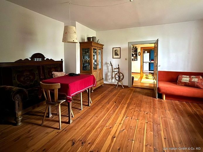 Ein Hof, der Geschichten trägt und Zukunft schenkt.
Vierseithof in traumhafter Lage auf ca. 20 ha bei  Waldsassen! – VUB0001964-11