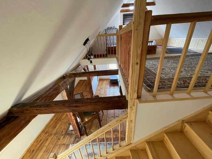 Renovierte 2,5-Zimmer Möblierte Wohnung Galerie Loft in Rottenburg – Galerie