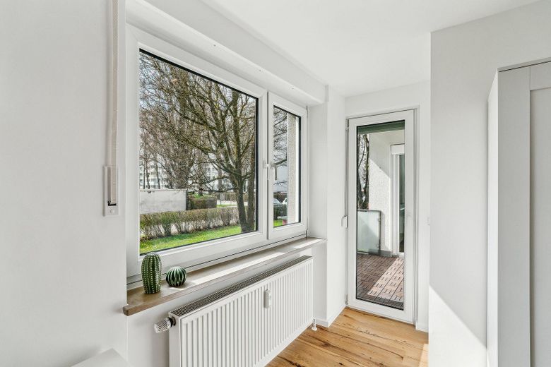 Top-Uni-Lage! Modern möbliertes Zimmer in sanierter WG | All-inclusive - mit Strom und Internet – WG-Zimmer