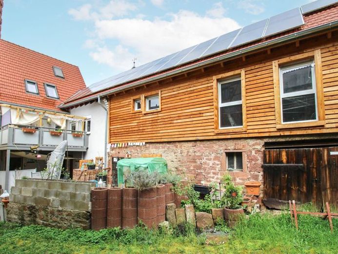Fachwerkhaus mit historischem Charme – großzügige Wohnfläche trifft auf modernen Wohnkomfort – Foto 1