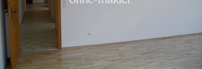 Schöne 3,5-Zimmer Wohnung mit Balkon in Königsdorf-Osterhofen