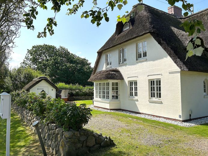 Stellplatz  direkt am Haus