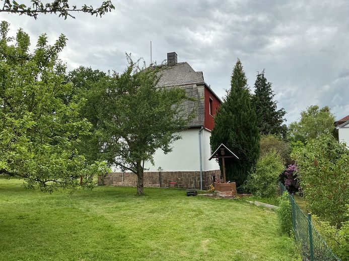 Charmantes Haus mit großem Garten und viel Potenzial – Foto 7