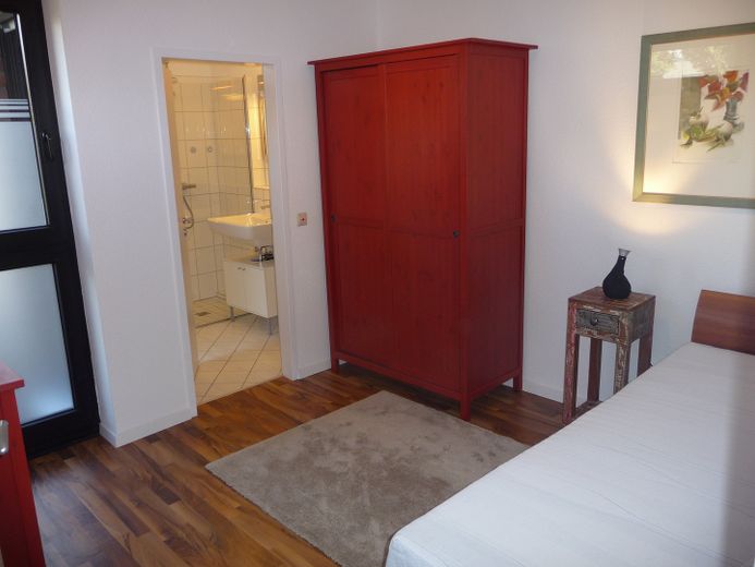 Exklusive, möblierte, ebenerdige Wohnung! Ruhige Toplage Münster-Nord-Wilkinghege – Schlafzimmer
