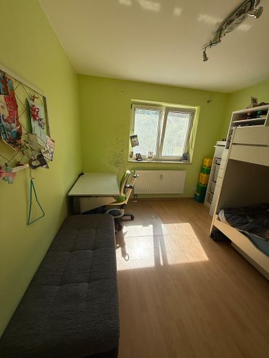 4-Zimmer Wohnung, Garten, Terrasse, Provisionsfrei – Kinderzimmer 1