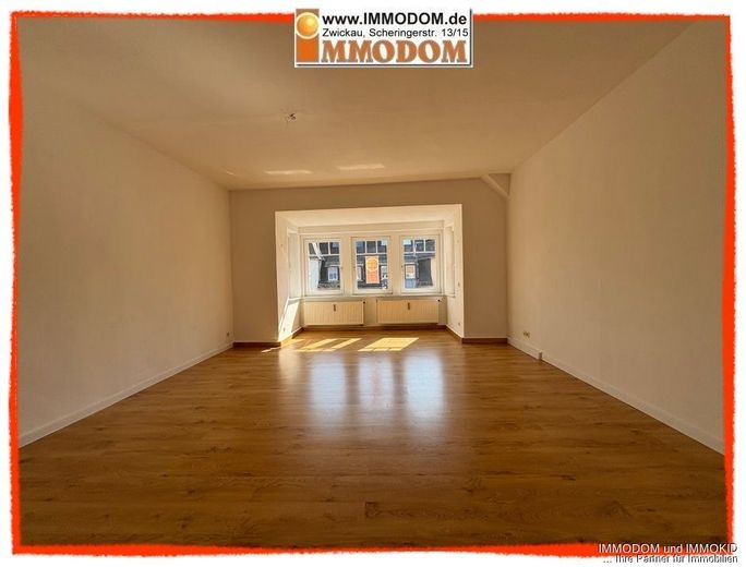 3-Zimmer-Wohnung in Zwickau-Nordvorstadt, herrschaftliches Wohnen mit großer Wohnküche, Erker und 2 Balkonen! – Wohnen