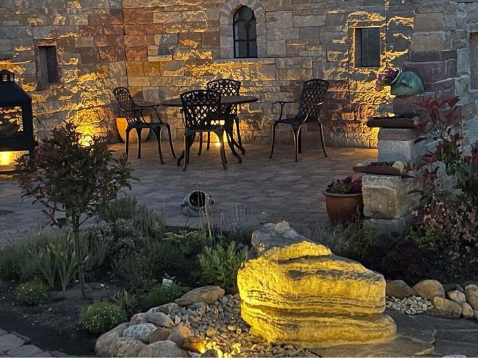 Luxus Stadtvilla mit angelegtem Traum Garten – Foto 21
